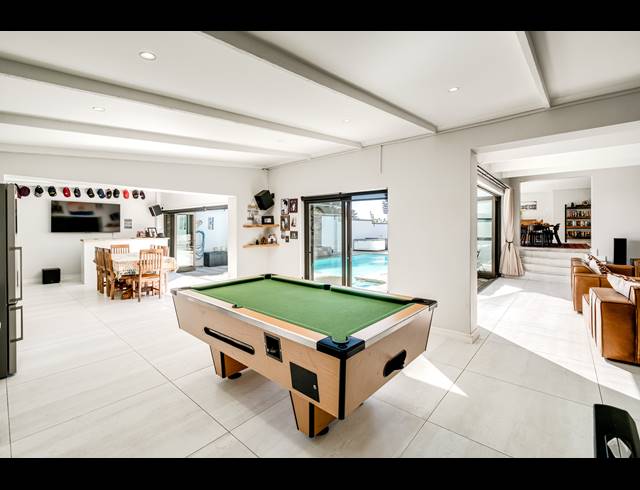 5 BEDROOM FREESTANDING FOR SALE IN VALMARY PARK